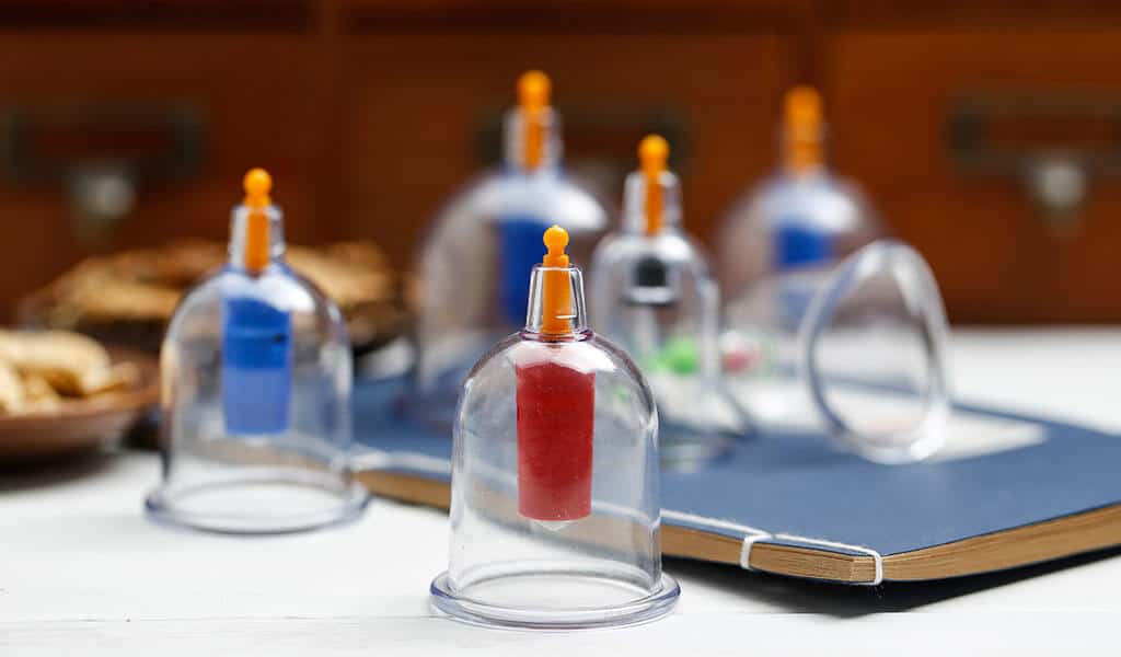 ماساژ با بادکش 2 cupping 02